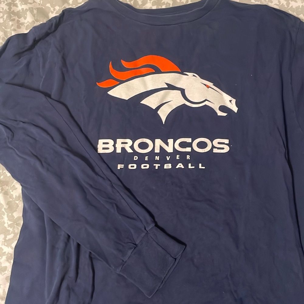 Vintage Broncos Longsleeve tee